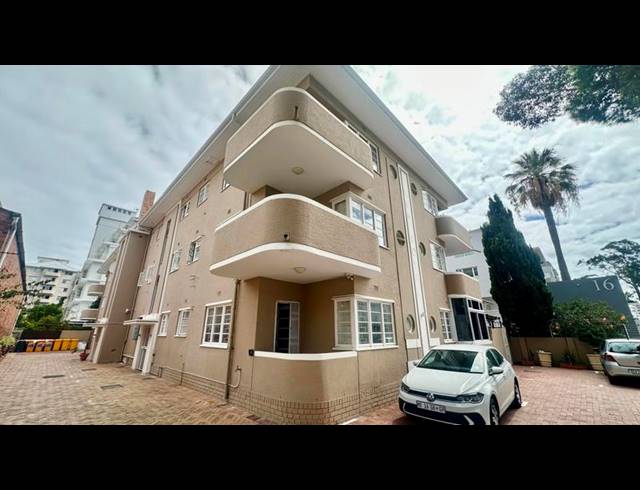 2 BEDROOM PROPERTY TO RENT IN SEA POINT